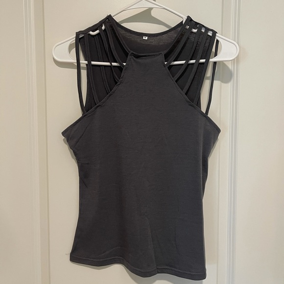 Sleeveless Gray Top, Cute Neckline, Size Med - Picture 3 of 5